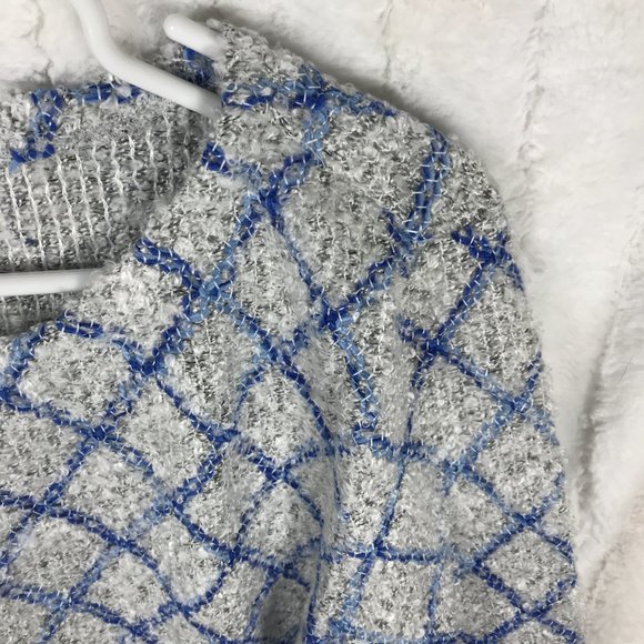 NWT Vince Camuto M Women's Diamond Plush Knit top - Picture 3 of 10